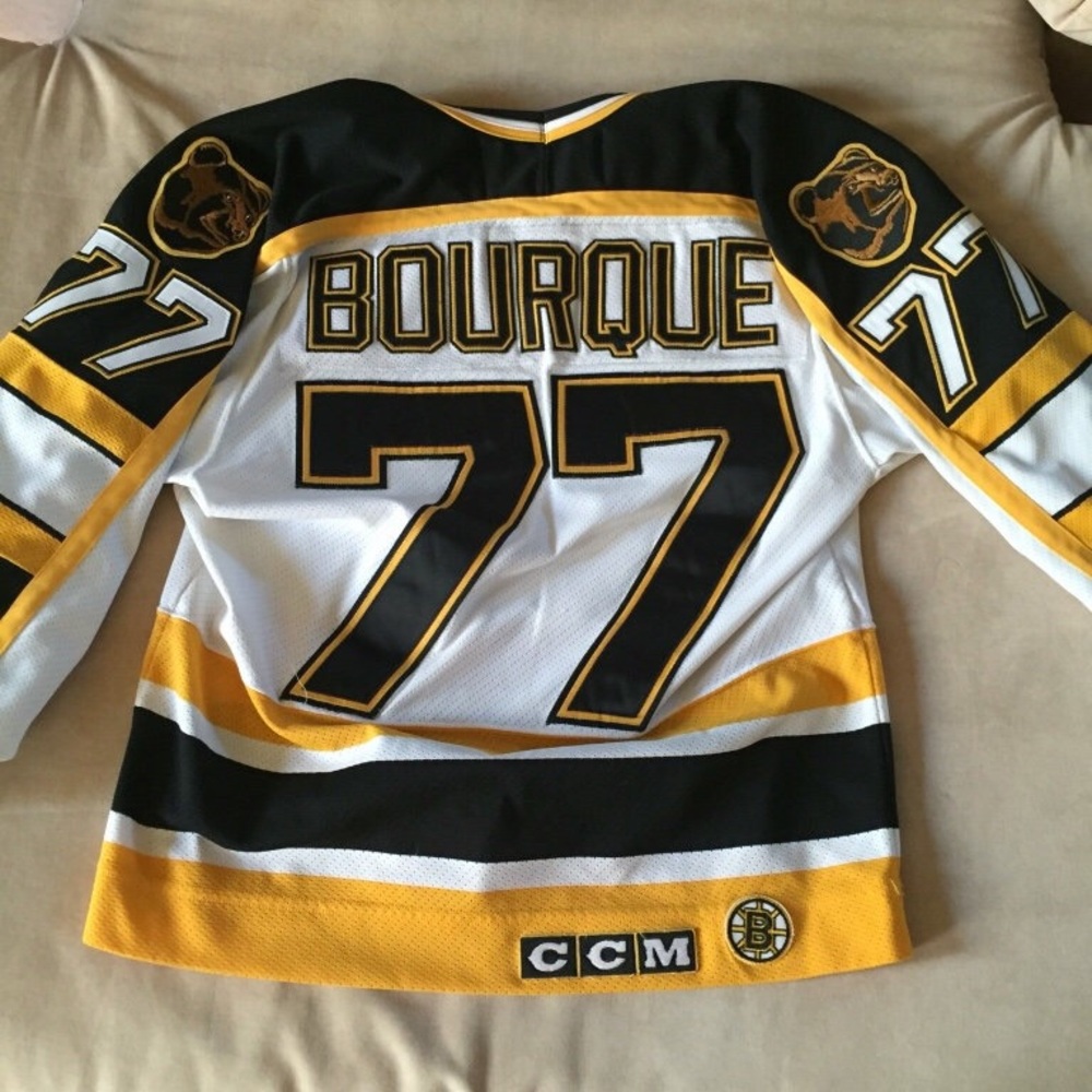 BRUINS JERSEY BOURQUE
